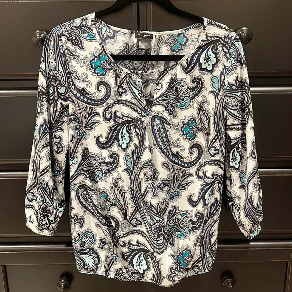 Ann Taylor top, size XS